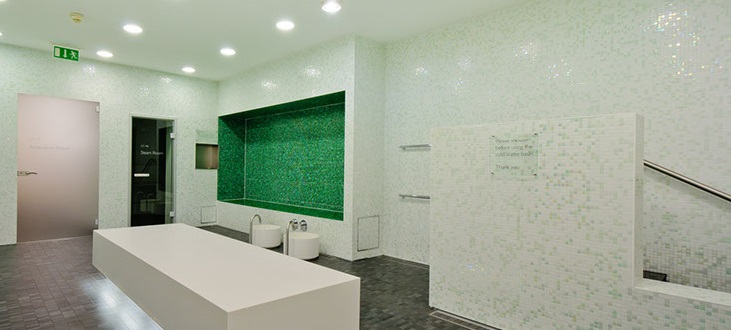 Wellnessbereich im Novartis Fitnesscenter