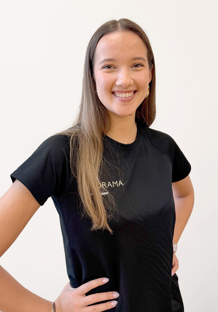 Portrait von Jennifer Layer, Fitness Trainerin im Novartis Fitness Center in Basel.